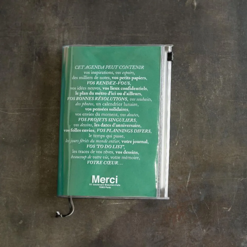 960 MARKS KAMOI Agenda Merci Oct. 2024 - Déc. 2025 - Vert Gazon