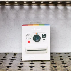 1907 IMPOSSIBLE Appareil photo retro Polaroid Now2 - Vintage White