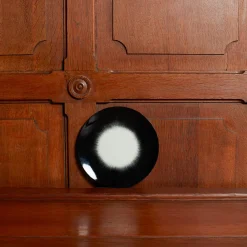259 SERAX Assiette plate en porcelaine Ann Demeulemeester - Noir et blanc