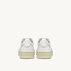 Women AUTRY - Baskets Medalist Low Cuir - Blanc
