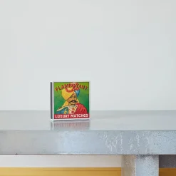 590 FINE MATCH BOX Boîte de 150 grandes allumettes - Flamboyant