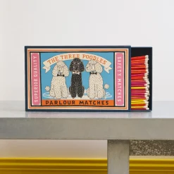 590 FINE MATCH BOX Boîte géante de 150 grandes allumettes - Caniche