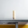 299 STUDIO DE LAUBADERE Bougie blanc avec socle en bois
