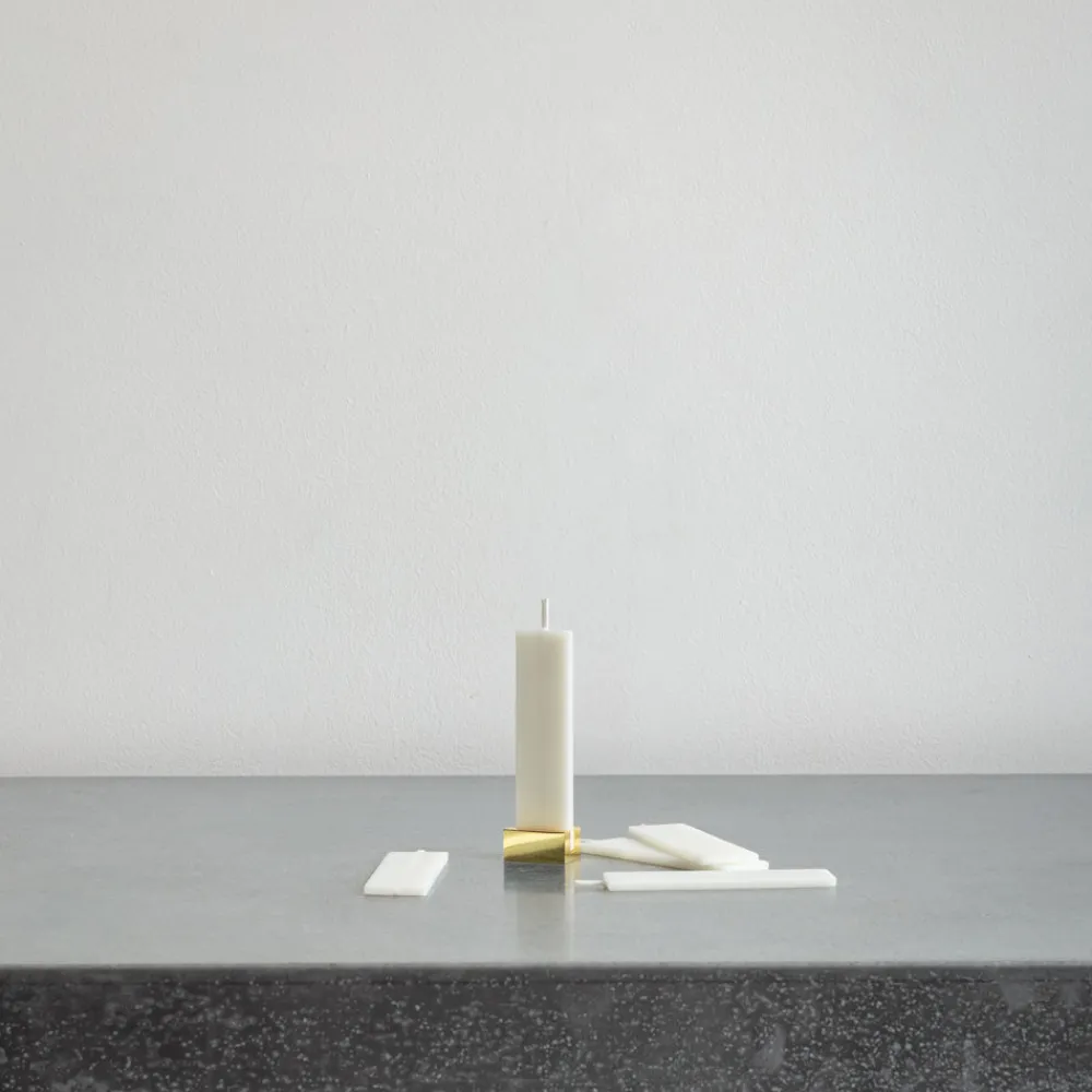 2072 PEGASUS CANDLE CO Bougie carte - Cassis