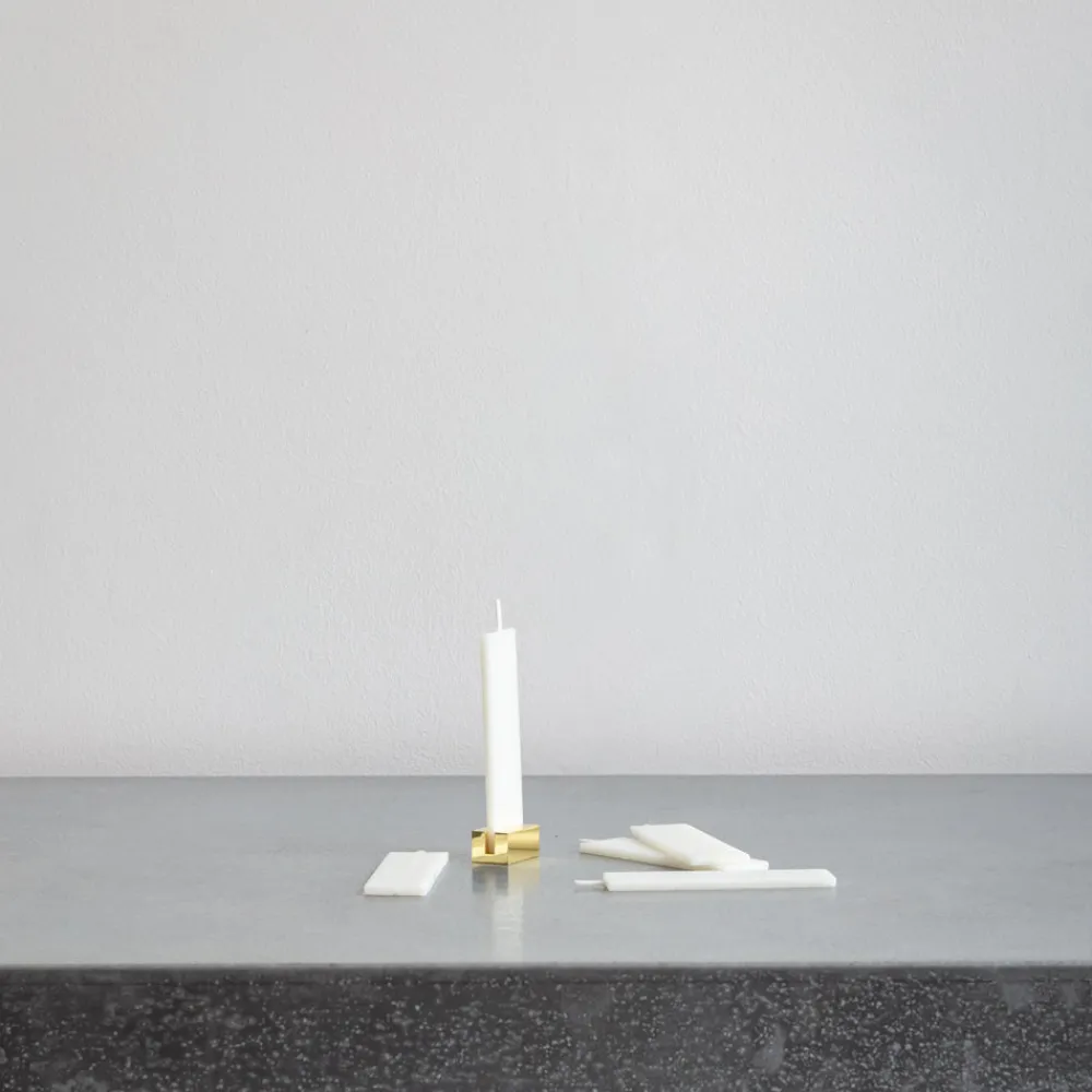2072 PEGASUS CANDLE CO Bougie carte - Cassis