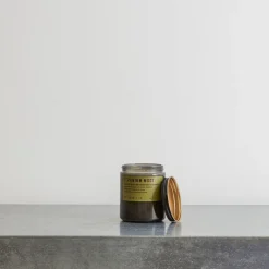 369 PF CANDLE Bougie Geranium & Moss