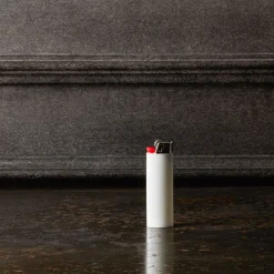 1799 MARKM LASER Briquet - Rouge "Rive Droite" - Non Merci