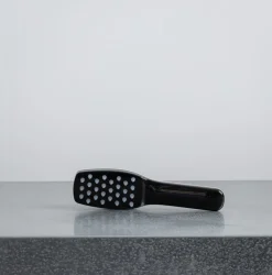 1335 SOLARIS Brosse à cheveux Intensive Hair & Scalp LED Light Therapy
