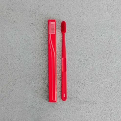 208 HAY Brosse à dents - Rouge