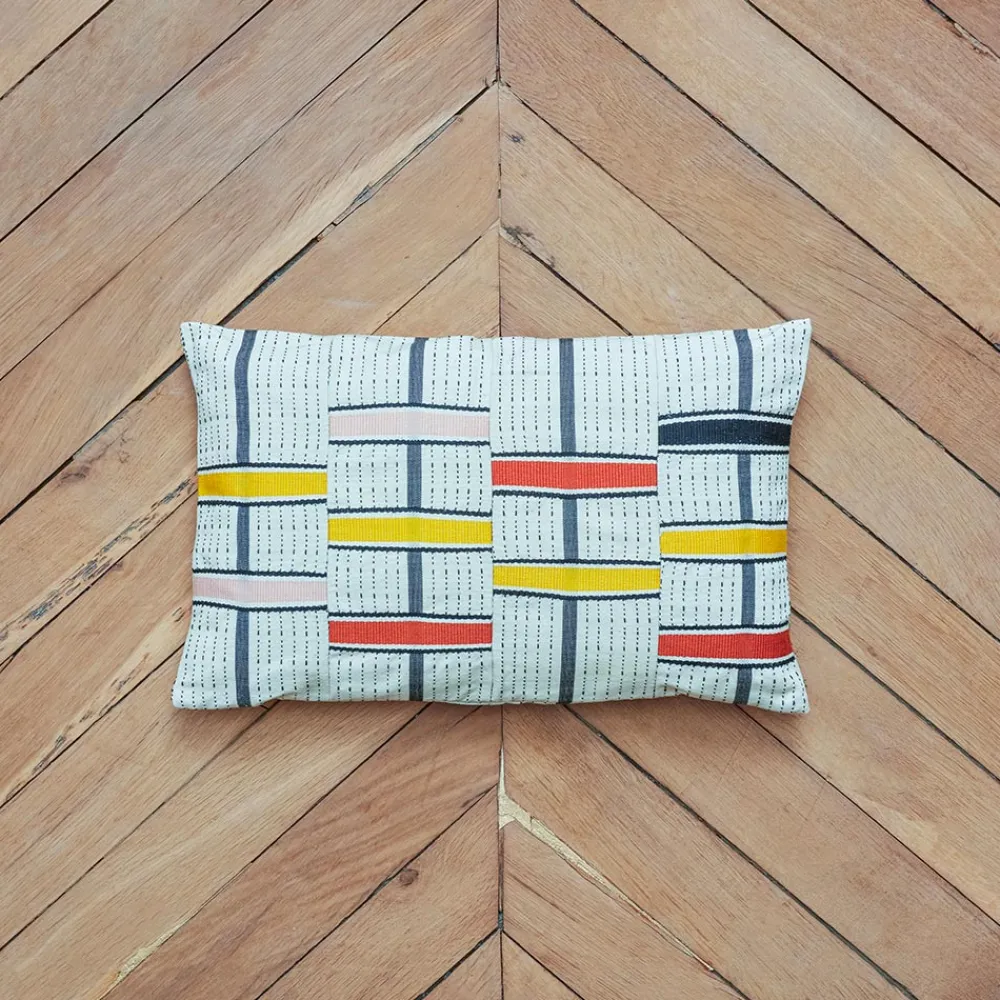 397 GOLDEN EDITIONS Coussin Kente tissé - Gingembre