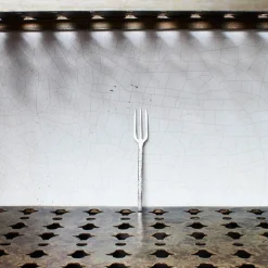259 SERAX Fourchette en métal martelé - Stonewash - La Nouvelle Table