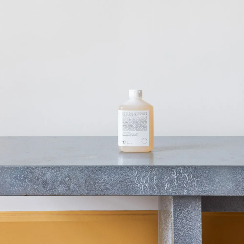 1478 NAMES AGENCY Gel douche 00.11 - 300ml - MID/NIGHT