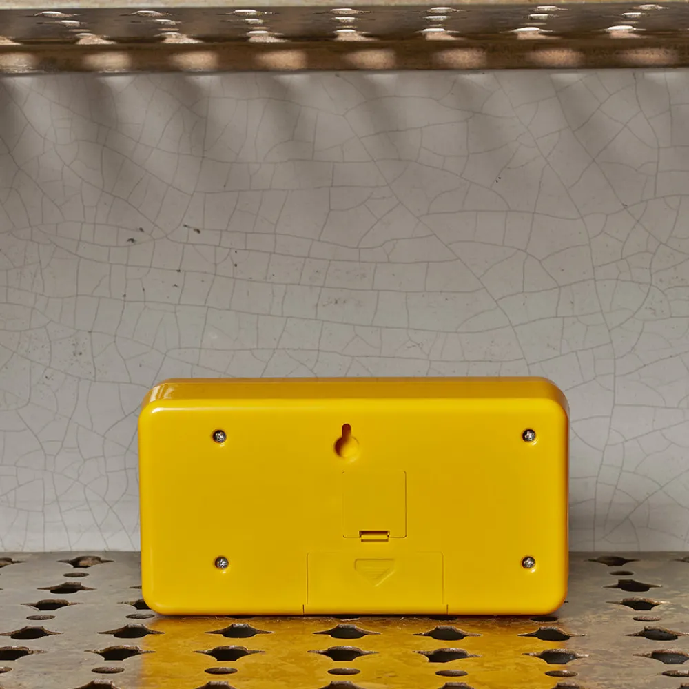 1644 TWEMCO Horloge QT 30 - Jaune - Twemco