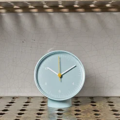 208 HAY Horloge table - Bleu Clair
