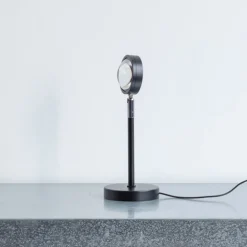 2028 L'AVANT GARDISTE Lampe coucher de soleil