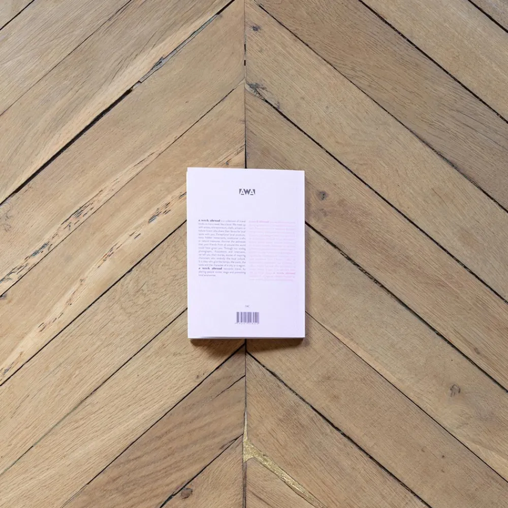 2037 A Week ABROAD Livre - A Week Abroad Marseille