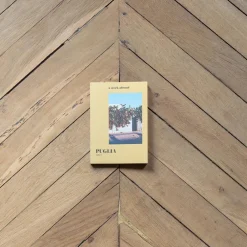 2037 A Week ABROAD Livre - A Week Abroad Puglia