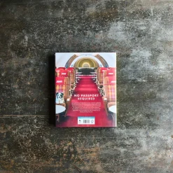 1212 INTERART Livre - Accientally Wes Anderson : Adventures