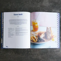 1212 INTERART Livre - Eat Nyc : The iconic recipes that feed the city
