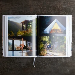 1305 TASCHEN Livre - Great Escapes Yoga Retreats