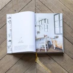 746 HACHETTE EDITIONS Livre - La Maison de Zoé de las Cases