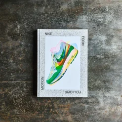 1212 INTERART Livre - Nike: Form Follows Motion