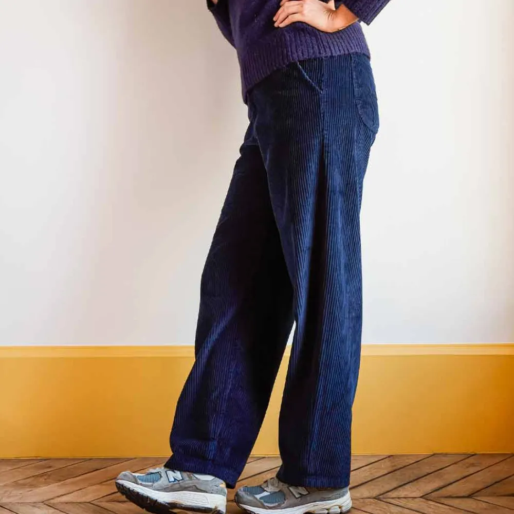 Women MERCI - Pantalon en velours côtelé - Bleu Marine