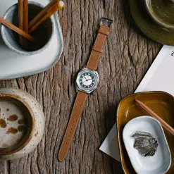MERCI Montre - Instruments Beaumarchais H02 x Hodinkee