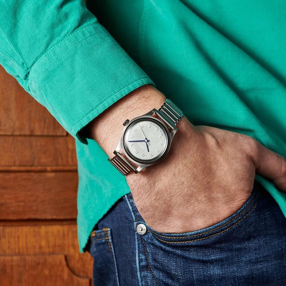 MERCI Montre LMM-H01 : HODINKEE (Mécanique)