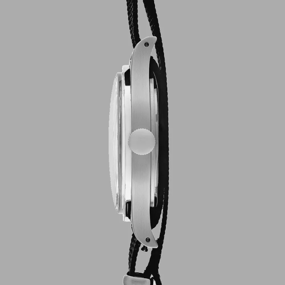 MERCI Montre LMM-H01 : HODINKEE (Mécanique)