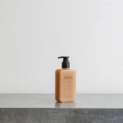 1652 AGENT NATEUR Nettoyant resurfaçant pour le corps Holi (wash) - Agent Nateur