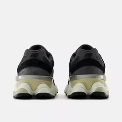 Women New Balance - U9060BLC - Noire