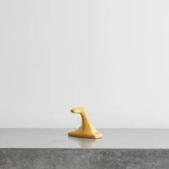 2135 MERIGOUS Patère porcelaine - Jaune