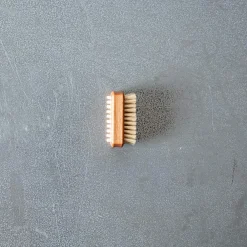 149 REDECKER Petite brosse Ă ongles