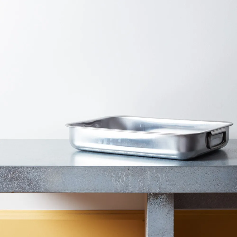 953 CHEVALIER Plat four familial en inox