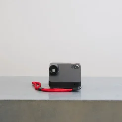 1907 IMPOSSIBLE Polaroid Go Black