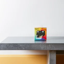 1907 IMPOSSIBLE Polaroid Go Black