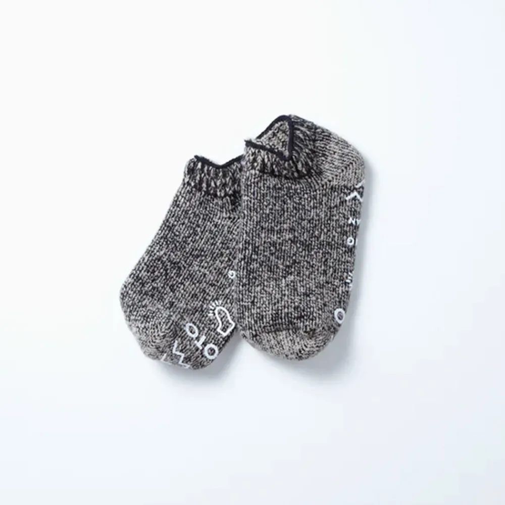 Women ROTOTO - Chaussettes Sockslipper - Noir/Beige