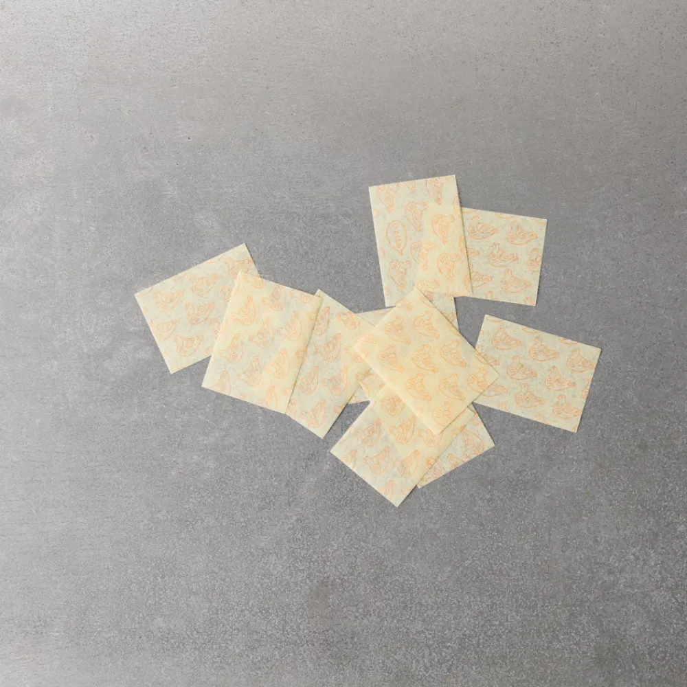 2081 MISC DISTRIBUTION Savon en papier - Jaune