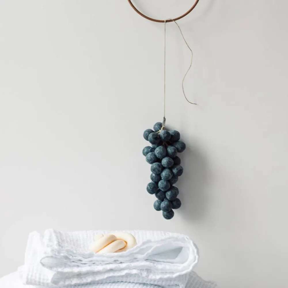 685 FLOATING HOUSE Savon grappe - Gris