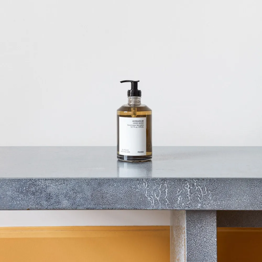 2995 FRAMA APOTHECARY Savon pour les mains Herbarium - Apotechary - 375 ml