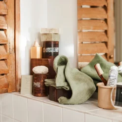 200 LINTEX Serviette de bain invité en lin - Nid d'abeille - Vert Komorebi
