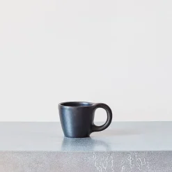 1950 INDIGENA Tasse en argile Chamba - Noire