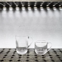 115 LA ROCHERE Tasse Ouessant en verre pressé