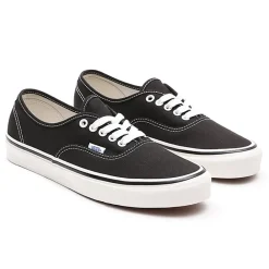 VANS - Authentic 44 DX - Noir